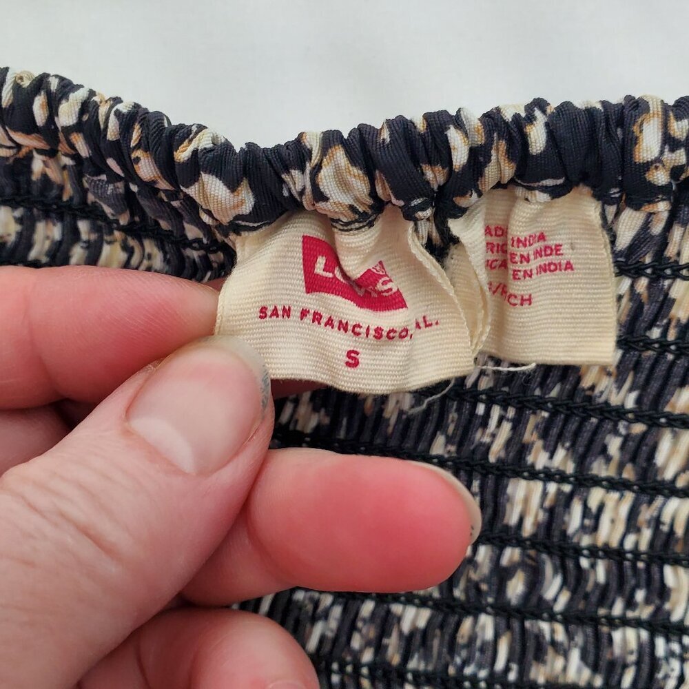Adorable 2for1 American Rag Denim mini skirt & Levi's floral Crop Top OUTFIT -S - Picture 9 of 12